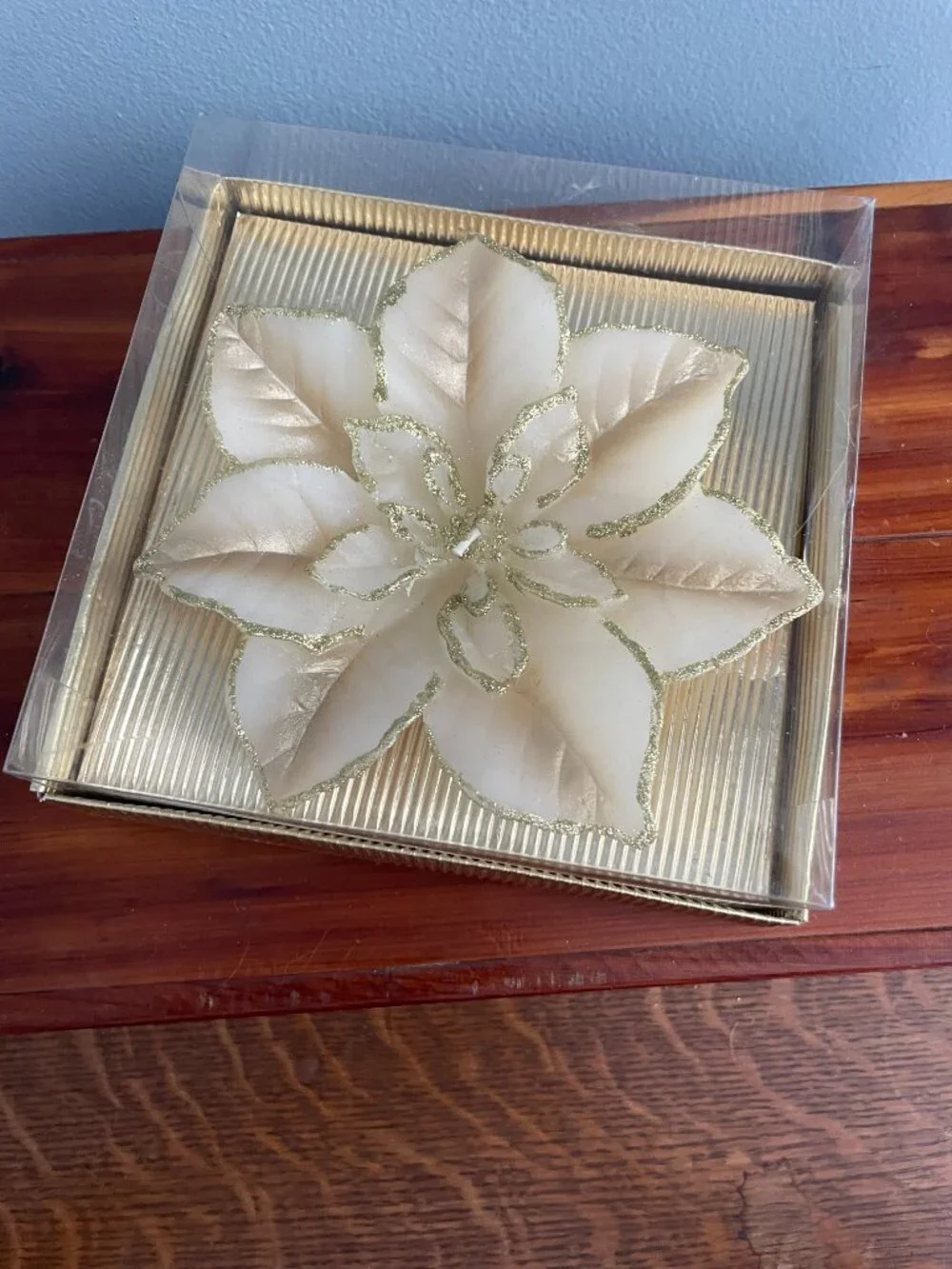 Set of 2 Poinsettia Candles Floating Cream Gold Glitter